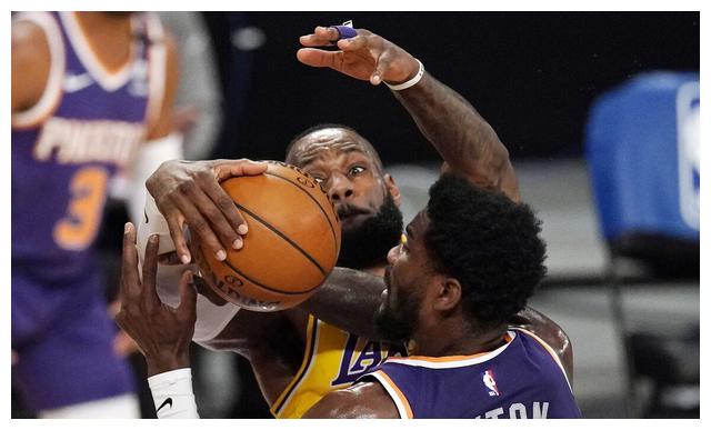  布克空砍40分太阳不敌湖人遭遇赛季第10败  